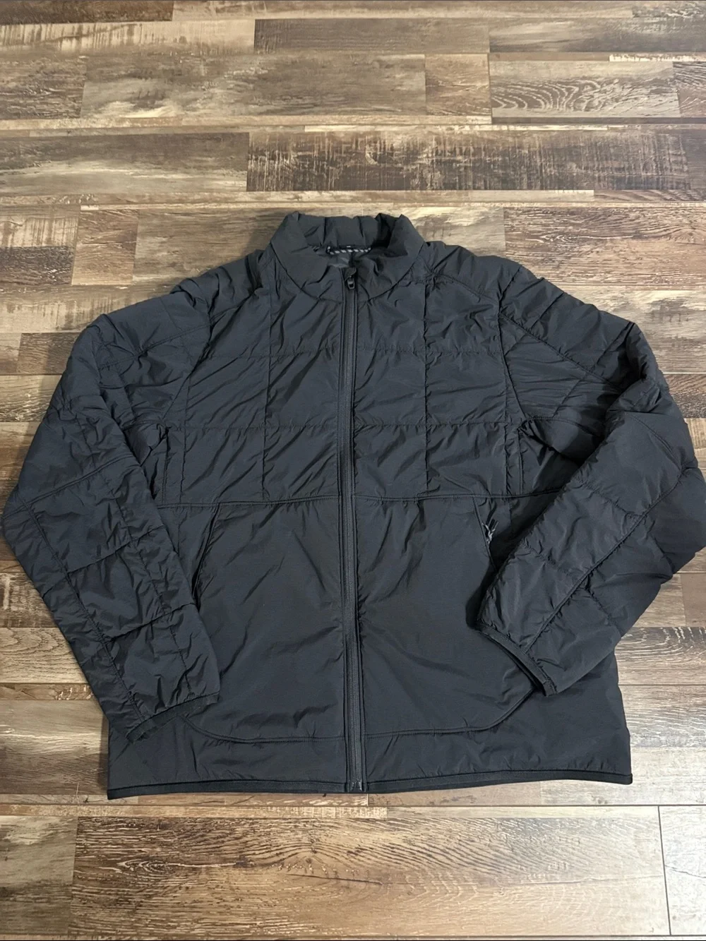 lululemon athletica Men's Black Puffer Jacket